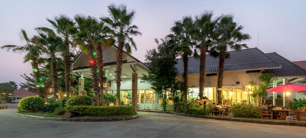 Martina Hotel Surin Exterior photo